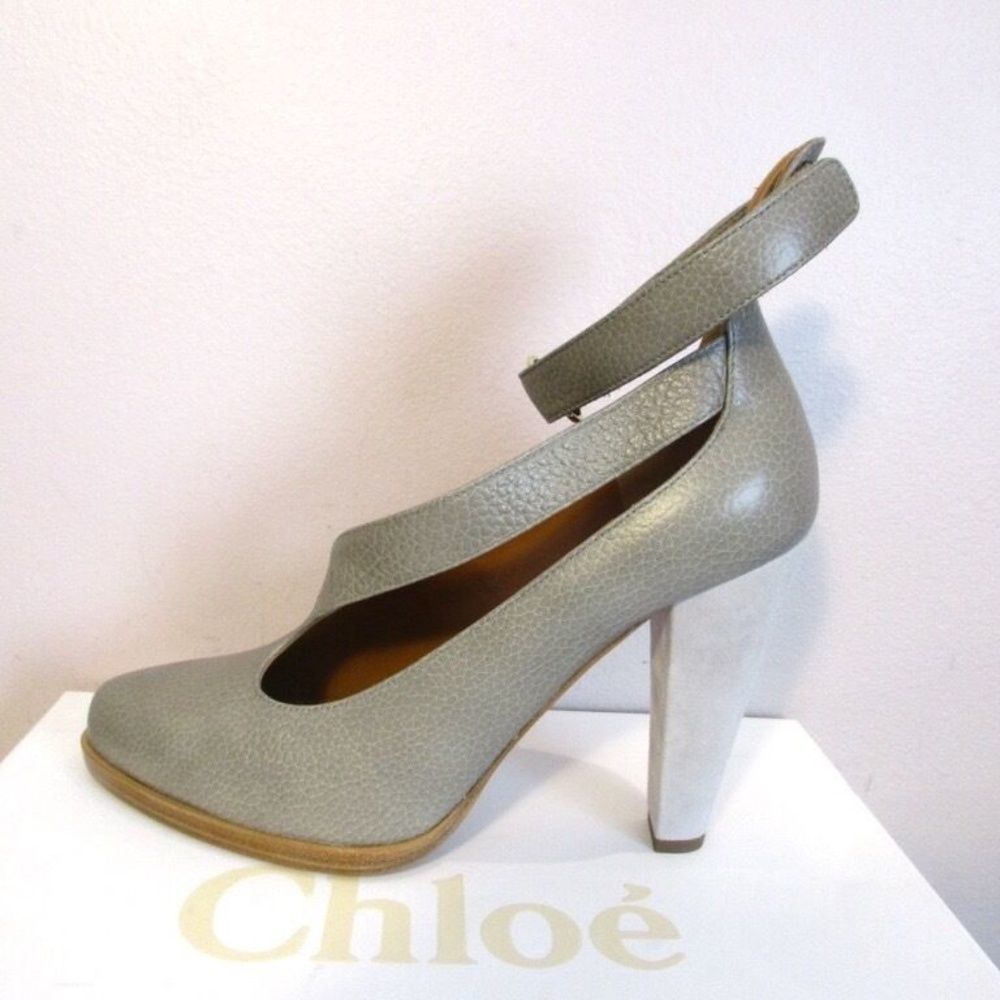 Chloe Runway Cross Over Strap Pumps High Ankle Suede Heels $850 40.5